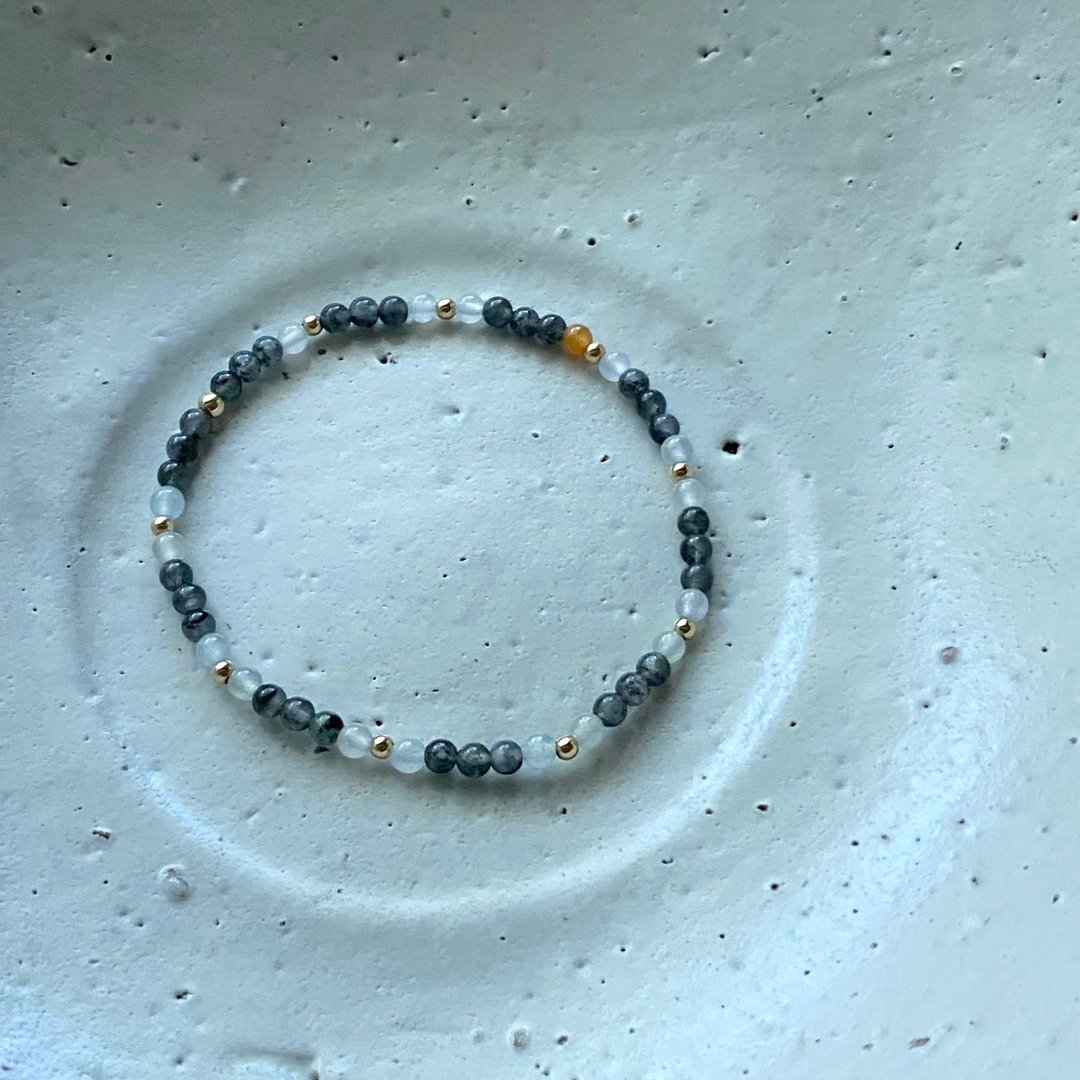 拈翠-缅甸天然A货翡翠-冰乌鸡小咪咪黑白双彩翡翠设计手串 - 手链/手环 - 玉石 黑色
