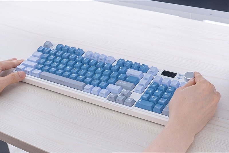 irocks K85R 机械式键盘-热插拔-RGB背光-极光蓝 注音版 - 电脑配件 - 其他材质 