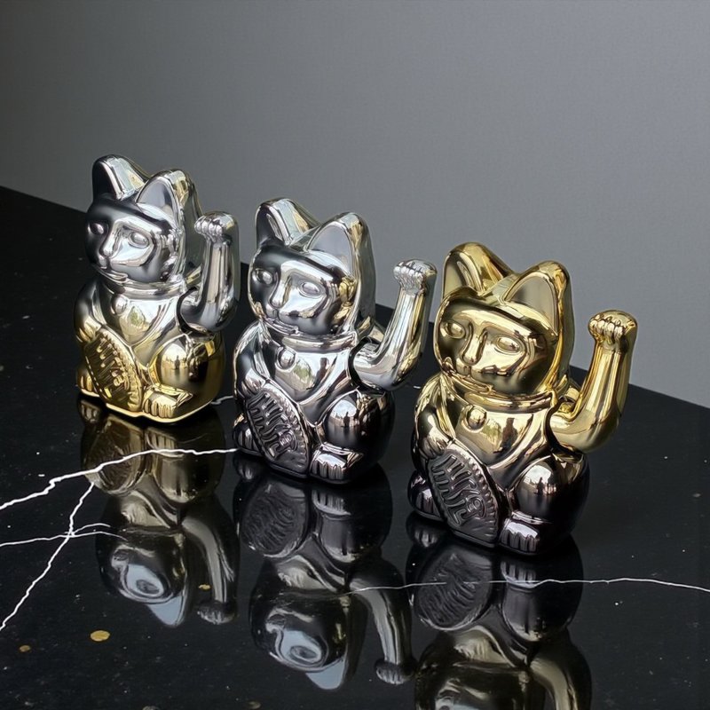 LA BOITE 金属光谱系列 双色渐变幸运缤纷自动招手招财猫-共3色 - 摆饰 - 塑料 多色