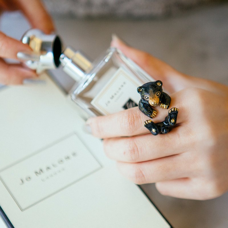 Alaskan black bear ring - 戒指 - 其他金属 黑色