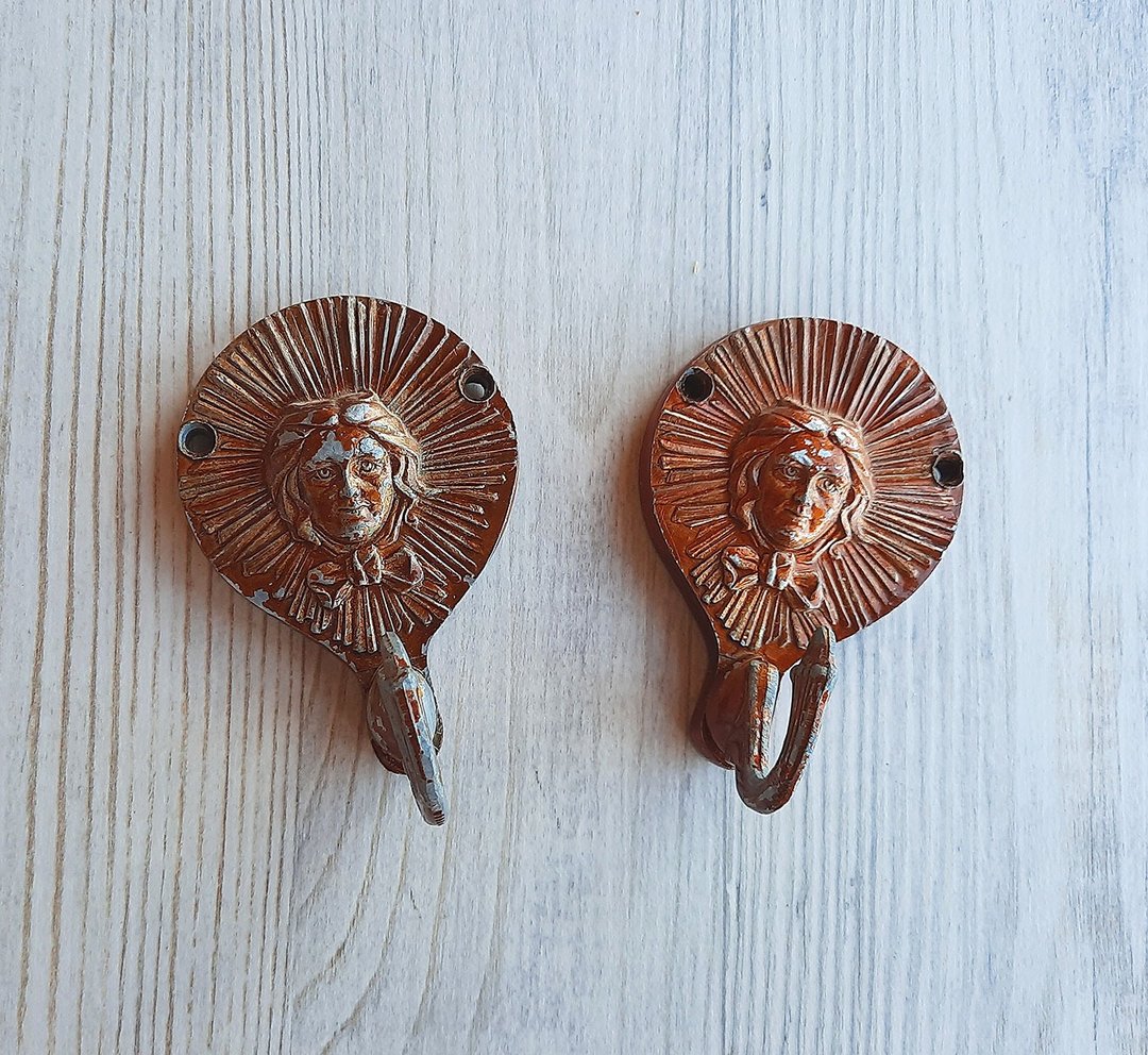 Antique old Soviet metal wall decor hanger hooks vintage - 衣架/挂勾 - 其他金属 