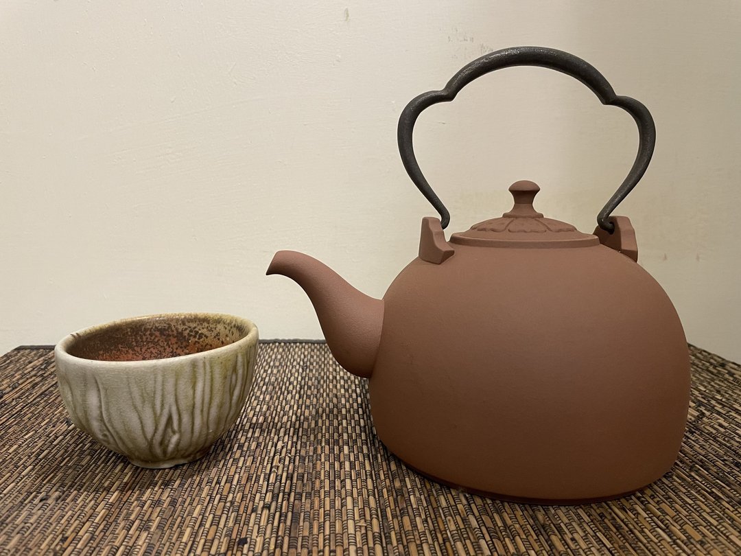 台湾精制 三好严选出品 岩矿烧水壶 大肚壶 喷砂红 - 茶具/茶杯 - 陶 红色