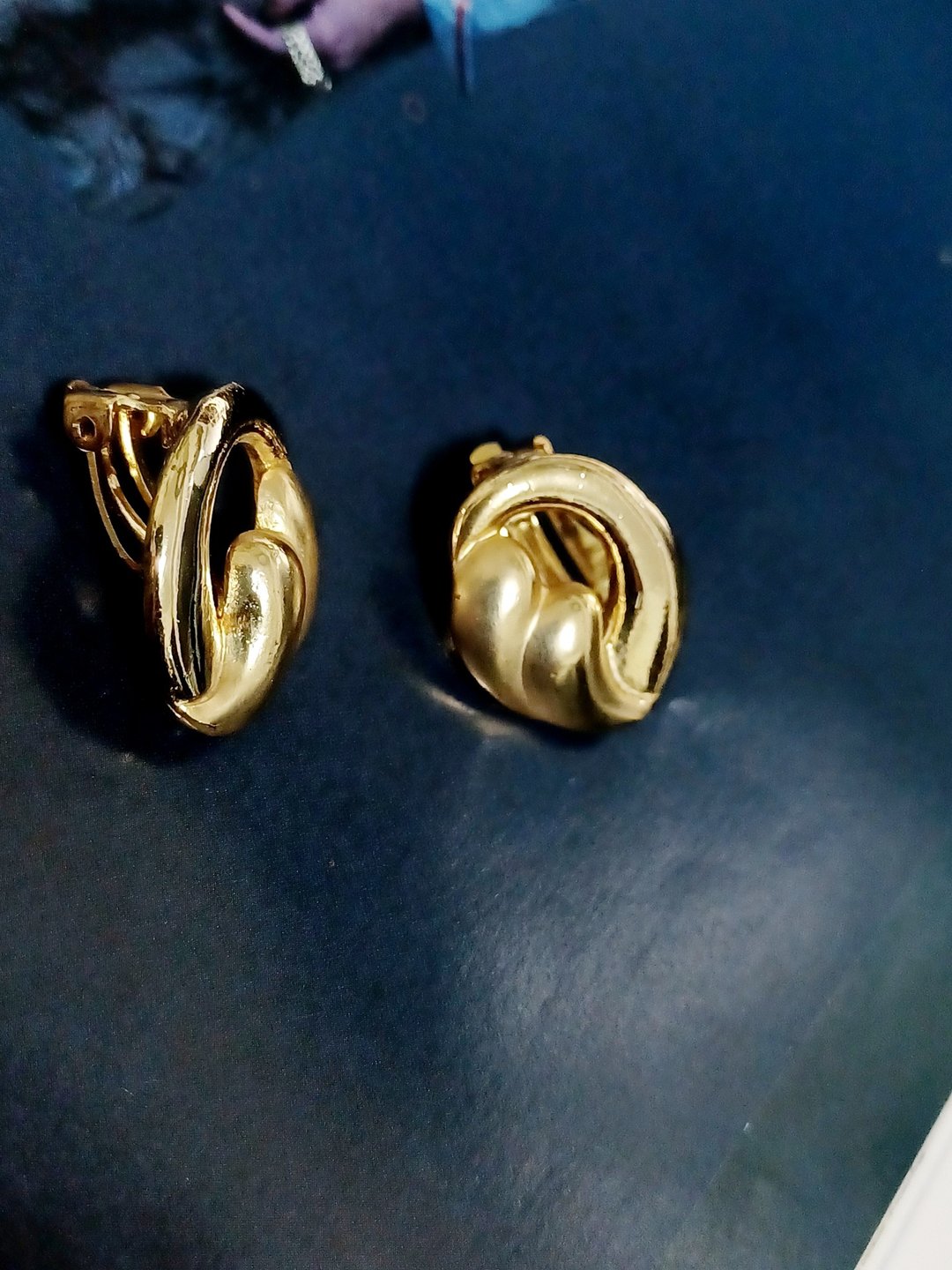 vintage jewelry  古董金色火炬夹式耳环 - 耳环/耳夹 - 其他金属 