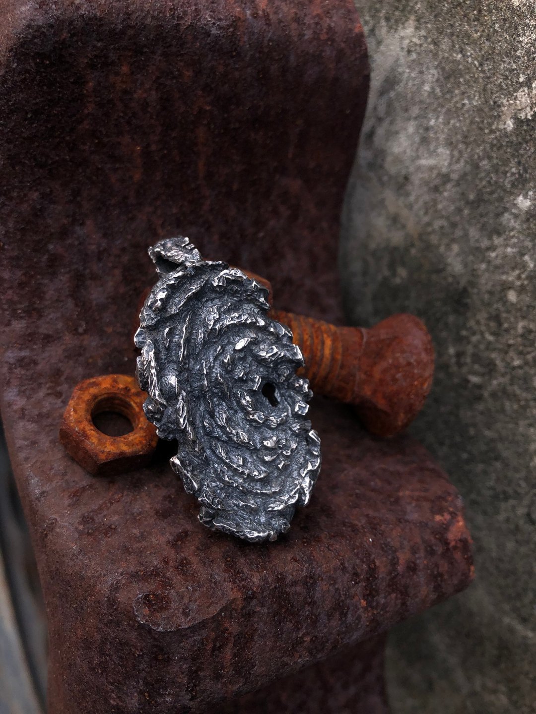 岩涡坠 Stone vortex pendant - 项链 - 纯银 银色