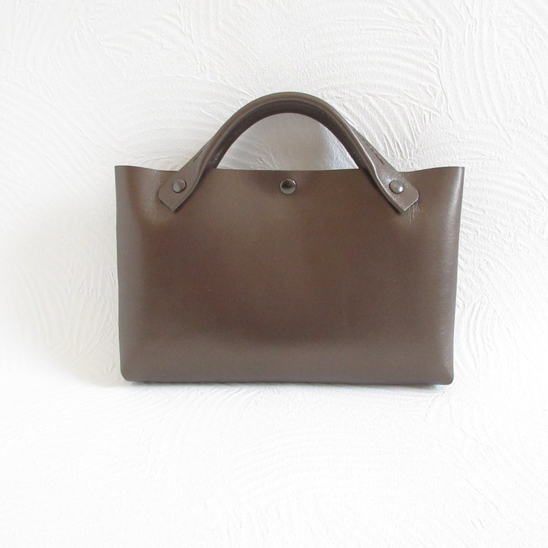 方便可爱的迷你尺寸，牛皮，袋中袋，铜，052 - 手提包/手提袋 - 真皮 金色