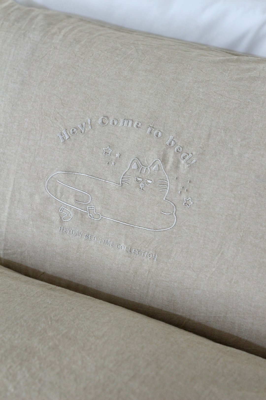 HEYDAY 睡搞搞系列 100%水洗棉 猫猫刺绣枕套组 重乳拿铁色 (2入) - 寝具 - 棉 