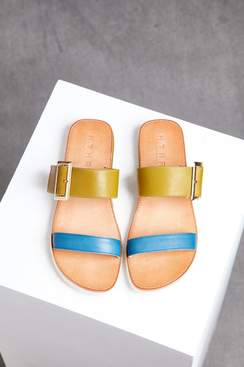 HTHREE 大饰扣拖鞋 / 苔藓绿 / 凉鞋 / 限量商品 - 拖鞋 - 真皮 绿色