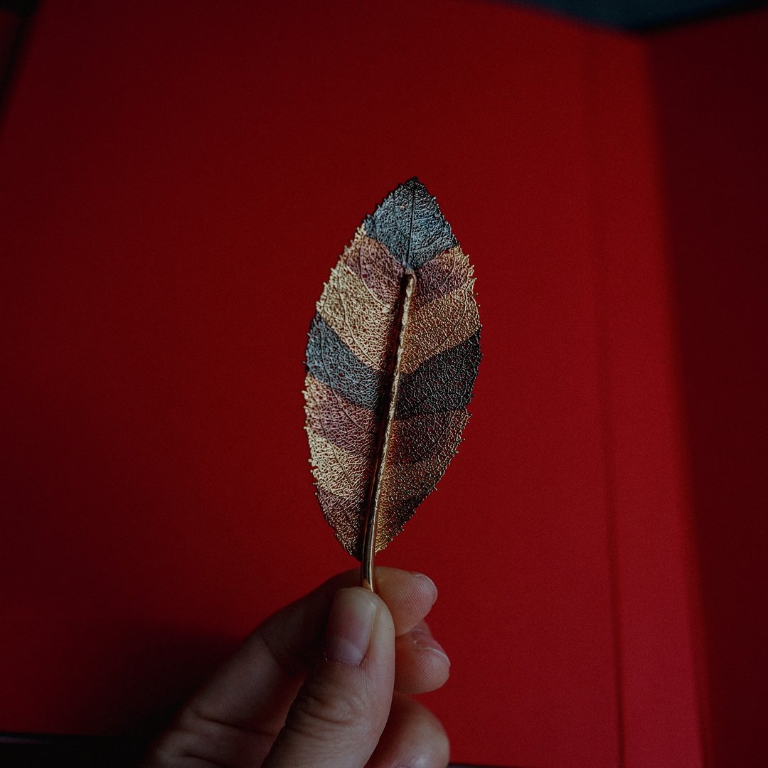 细致叶片一比一别针 vintage - 徽章/别针 - 其他金属 金色