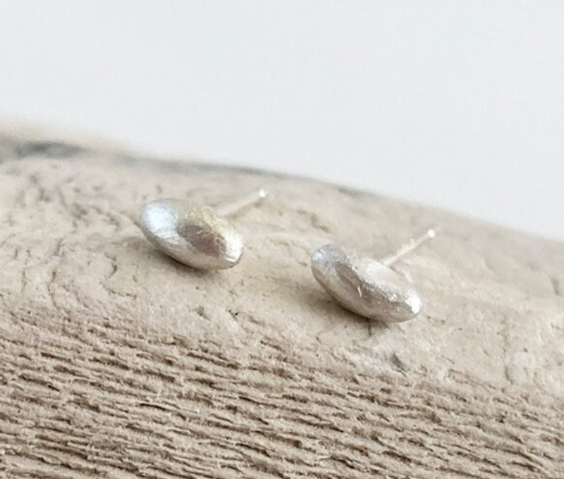 Silver Rice Grain Studs - 耳环/耳夹 - 其他金属 