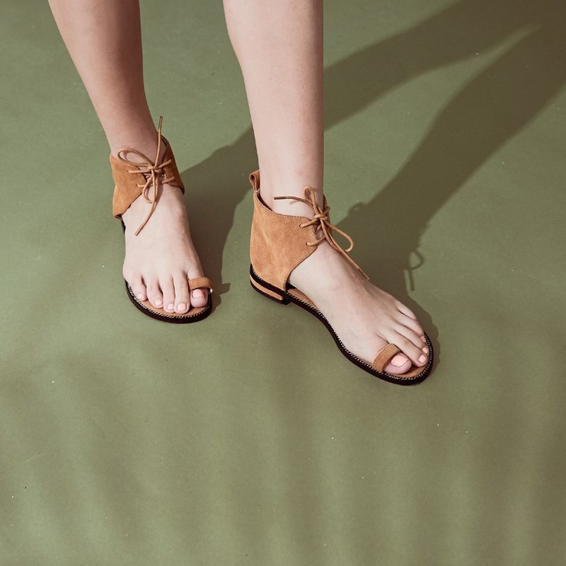 【 展示品出清 】裸趾 脚踝绑带 平底真皮凉鞋 棕 - 男女凉鞋 - 真皮 咖啡色