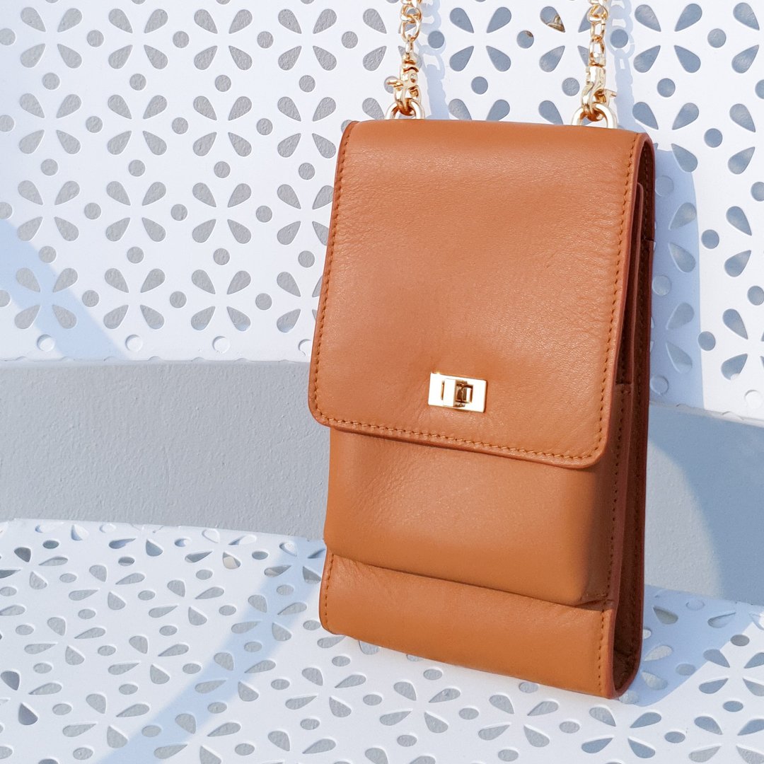 Taylor - Mobile pouch , phone pouch , genuine leather , handmade , caramel color - 皮夹/钱包 - 真皮 橘色
