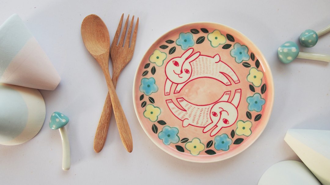 Couple Rabbit Pink (L)  l ceramics l May&Clay Ceramics Studio - 浅碟/小碟子 - 陶 粉红色