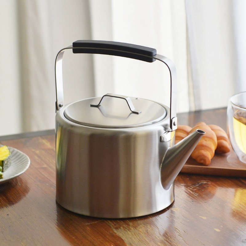 日本相泽工房 AIZAWA 日本制18-8不锈钢直筒烧水壶(雾面)-2L - 茶具/茶杯 - 不锈钢 银色