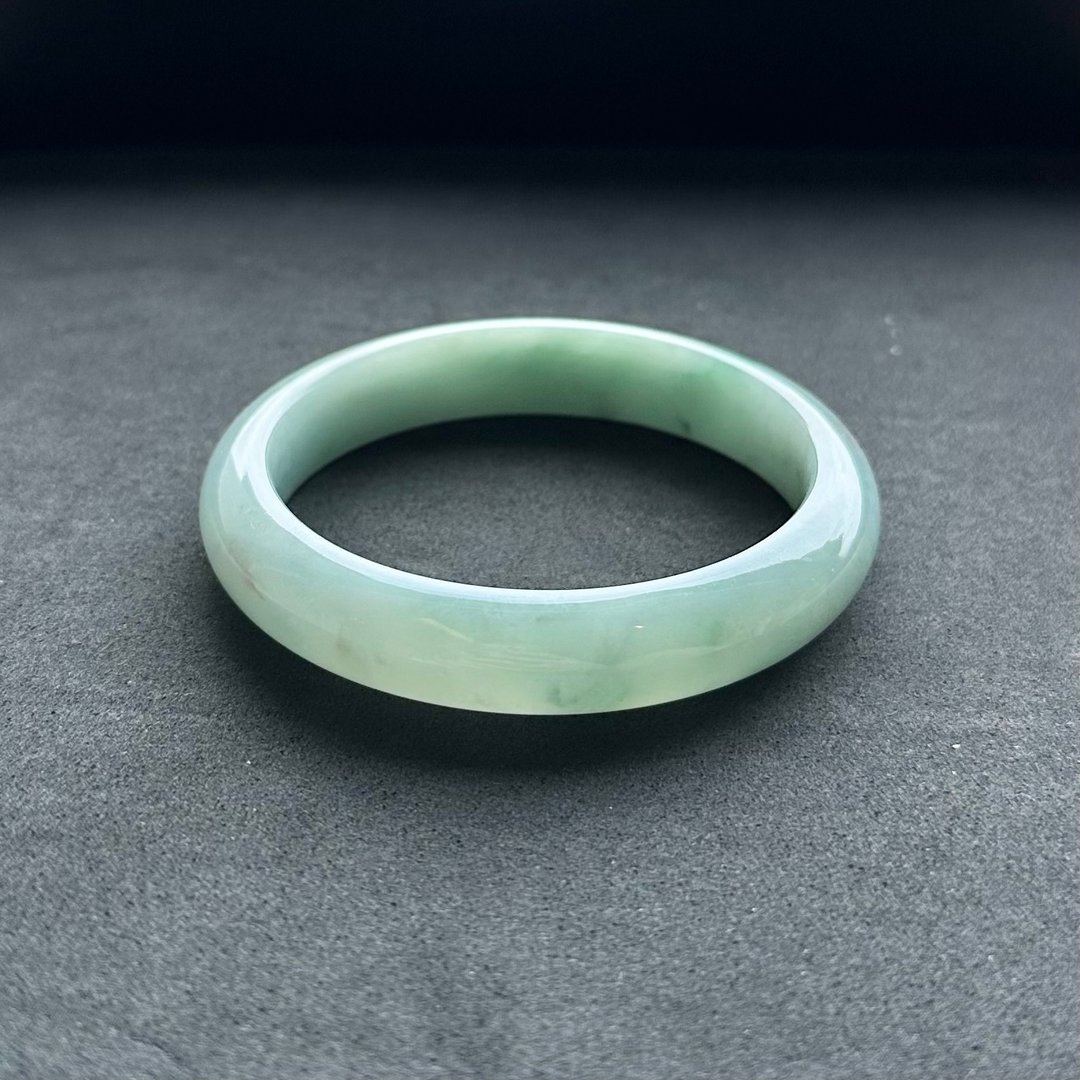 天然A货翡翠 糯冰宝宝蓝Tiffany蓝 正圈翡翠手镯 圈口55.9 - 手链/手环 - 玉石 蓝色