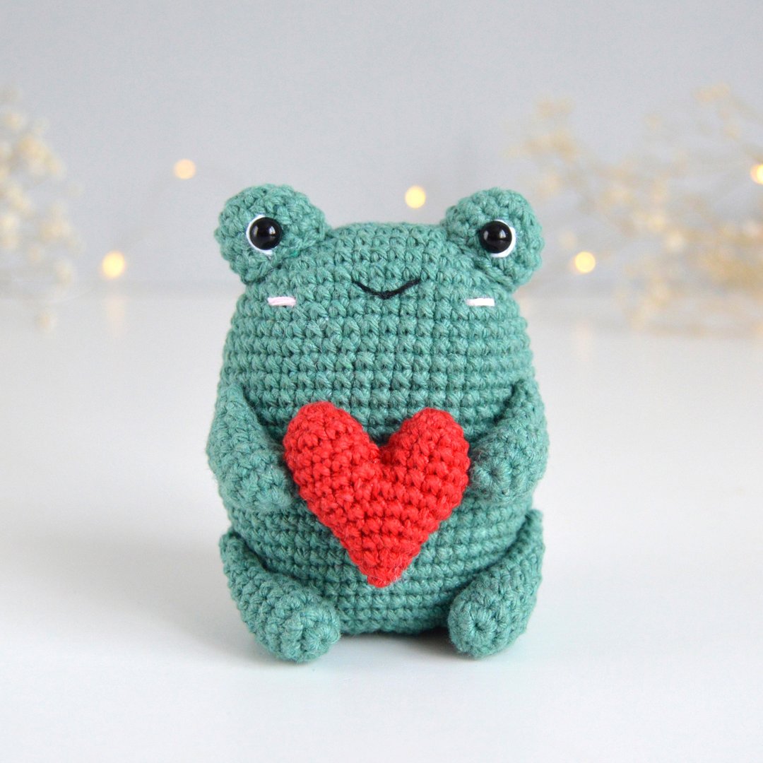 PDF crochet pattern Little Frogs, amigurumi frogs diy pdf tutorial - 手工艺教程/工具书 - 其他材质 