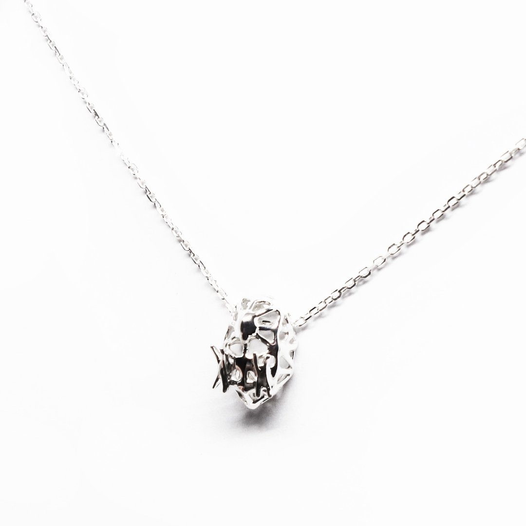 Little parakeet SV925 necklace【Pio by Parakee】豆的鸚鵡項鍊 - 项链 - 其他金属 银色