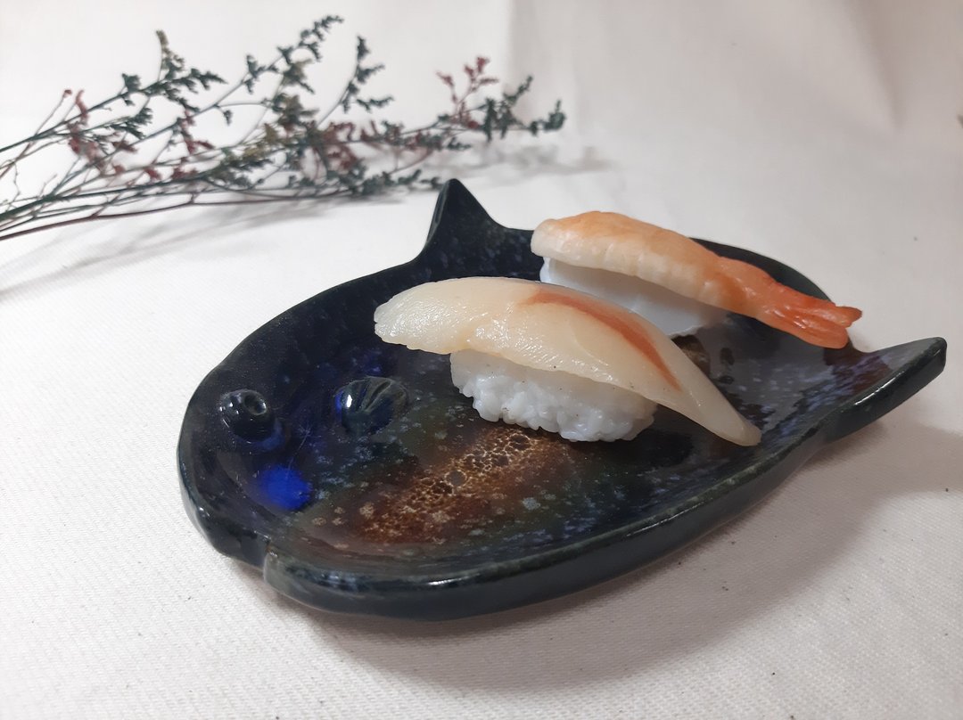 金质奖曼波鱼陶盘 - 盘子/餐盘/盘架 - 陶 蓝色