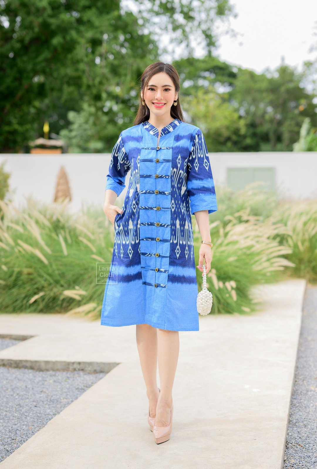 美丽 现代的传统服饰印花棉质连衣裙 中式领子 前纽扣开衩 其 - 洋装/连衣裙 - 棉 