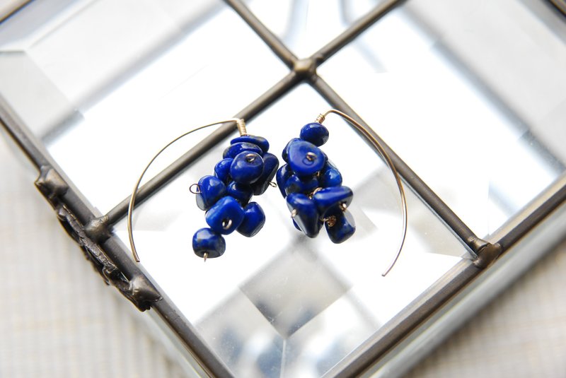 Lapis lazuli marquise hook earrings 14kgf - 耳环/耳夹 - 半宝石 蓝色