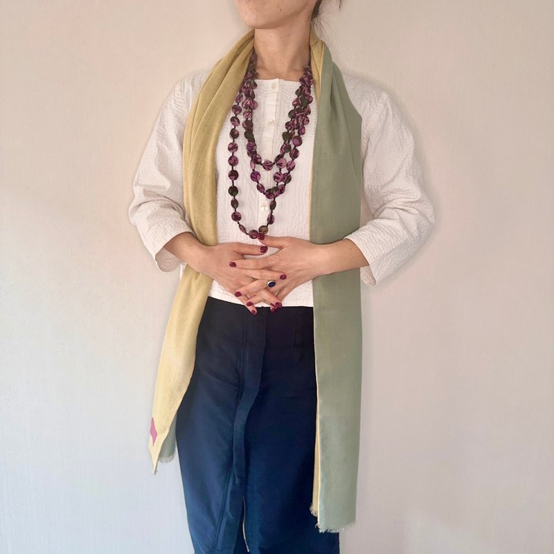 促销商品：栀子花手工染色披肩，亚麻和羊毛混纺，双色长披肩 - 围巾/披肩 - 棉．麻 黄色