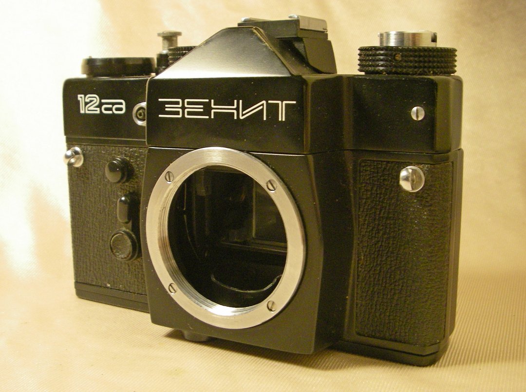 KMZ ZENIT-12sd 35 毫米胶卷单眼相机机身，带宾得 M42 镜头卡口苏联 1987 年 - 相机 - 其他材质 