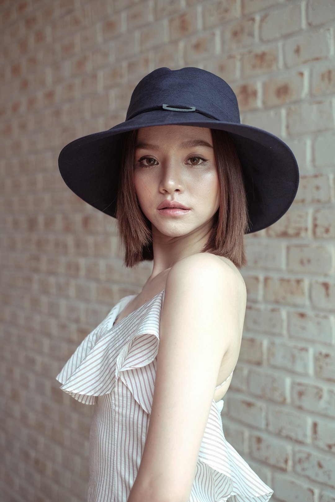 Linen sun hat, Color Cream, Summer, Wide brim sun hat, Floppy hat, Color Navy - 帽子 - 棉 蓝色