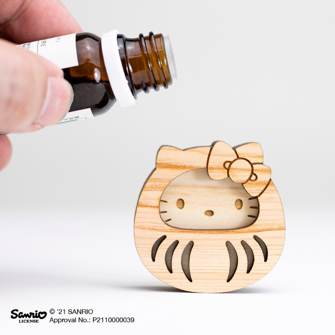 Hello Kitty Fragrance Wood Diffuser type.1 - 香薰/精油/线香 - 木头 
