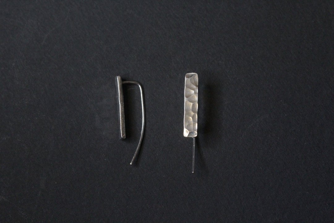 波光  简单倒钩式 纯银手工耳环 - 耳环/耳夹 - 纯银 银色