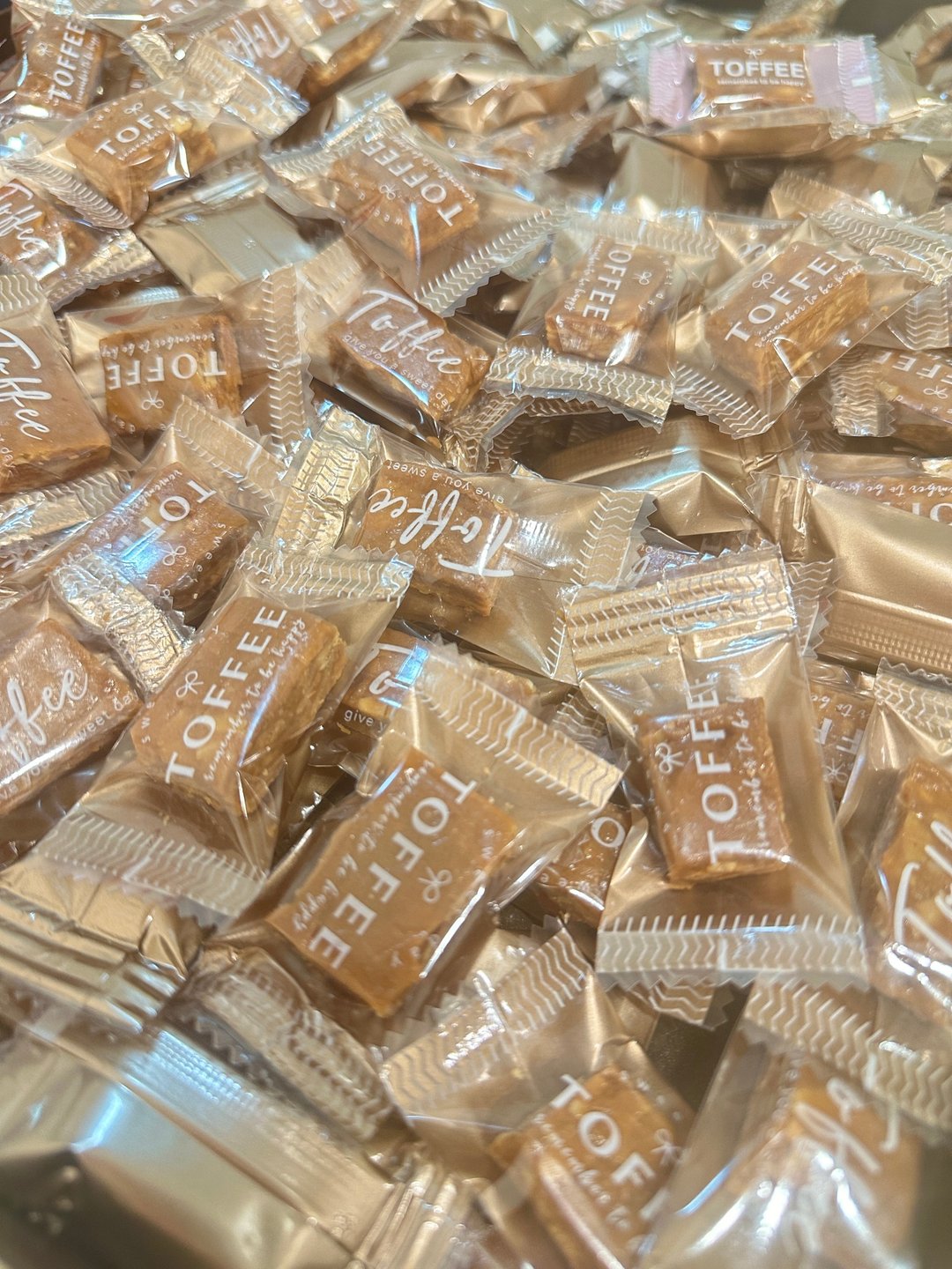 新年礼盒-海盐太妃杏仁脆脆糖 - 零食/点心 - 其他材质 
