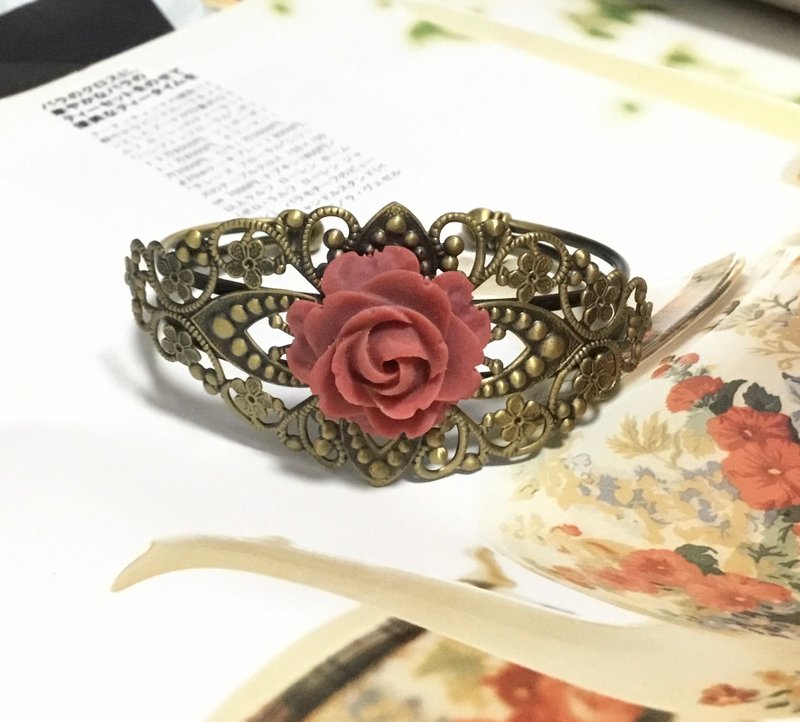 通花青古铜玫瑰花手鈪 BR-010 - 手链/手环 - 铜/黄铜 粉红色