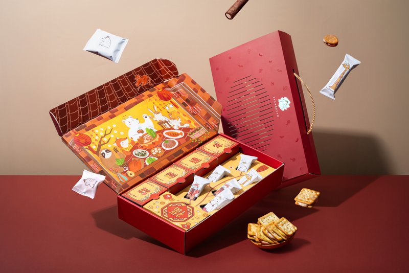 2026 新年礼盒 熊马奔金 - 零食/点心 - 纸 金色