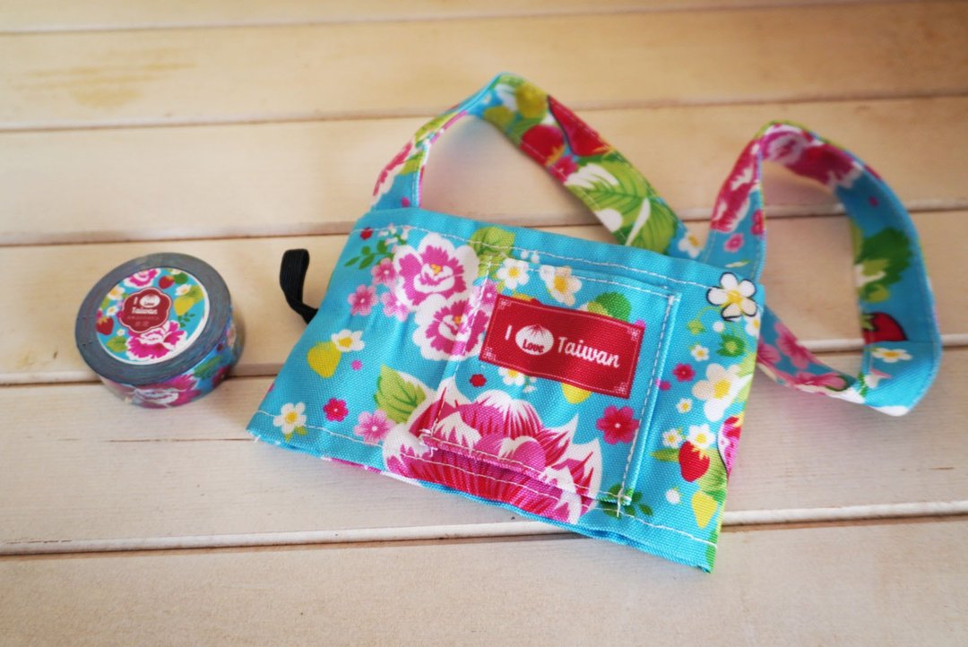 Limited lucky bag Beverage bag and maste set Strawberry flower cloth - 随行杯提袋/水壶袋 - 棉 蓝色