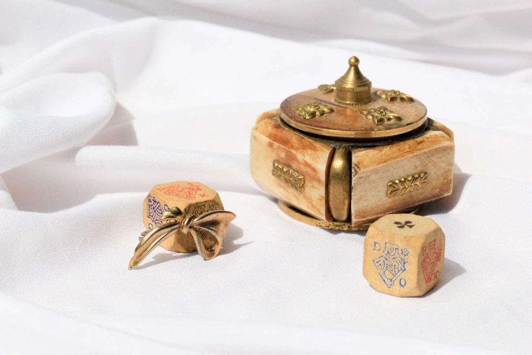 【美国带回 西洋古董饰品】1960年代美国饰品 复古蝴蝶结胸针 - 胸针 - 其他金属 
