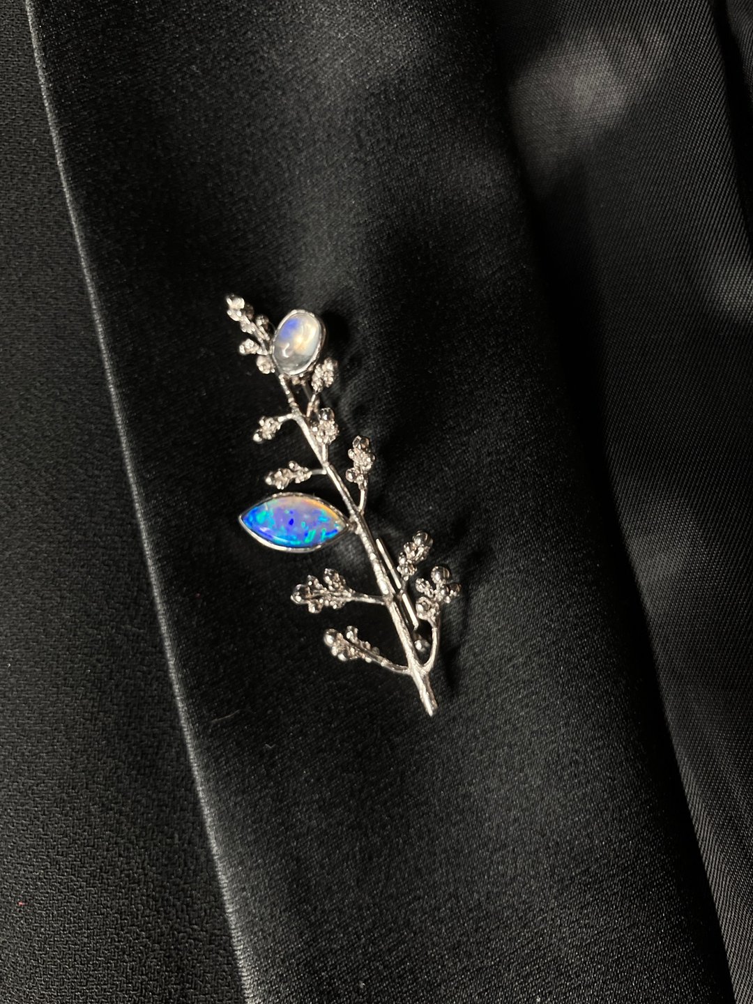 Nuoviaggio 星之叶影流光。蛋白石胸针 Opal Brooch - 胸针 - 贵金属 银色