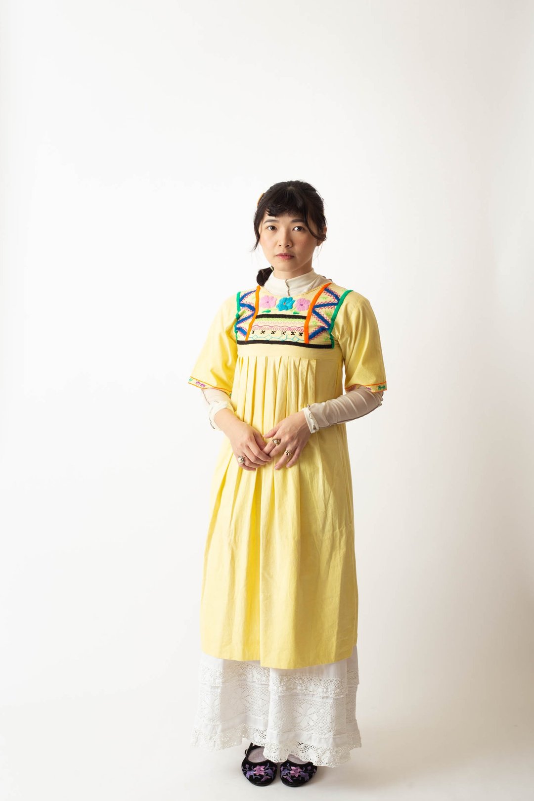 Mexican Folk  Dress 墨西哥刺绣洋装【初恋贩卖所】B650 - 洋装/连衣裙 - 棉 黄色
