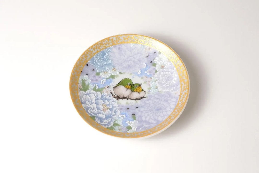 【现货】日本进口 九谷烧艺术小盘 10.4cm - 花诘绿绣眼 河田里美 - 盘子/餐盘/盘架 - 瓷 粉红色
