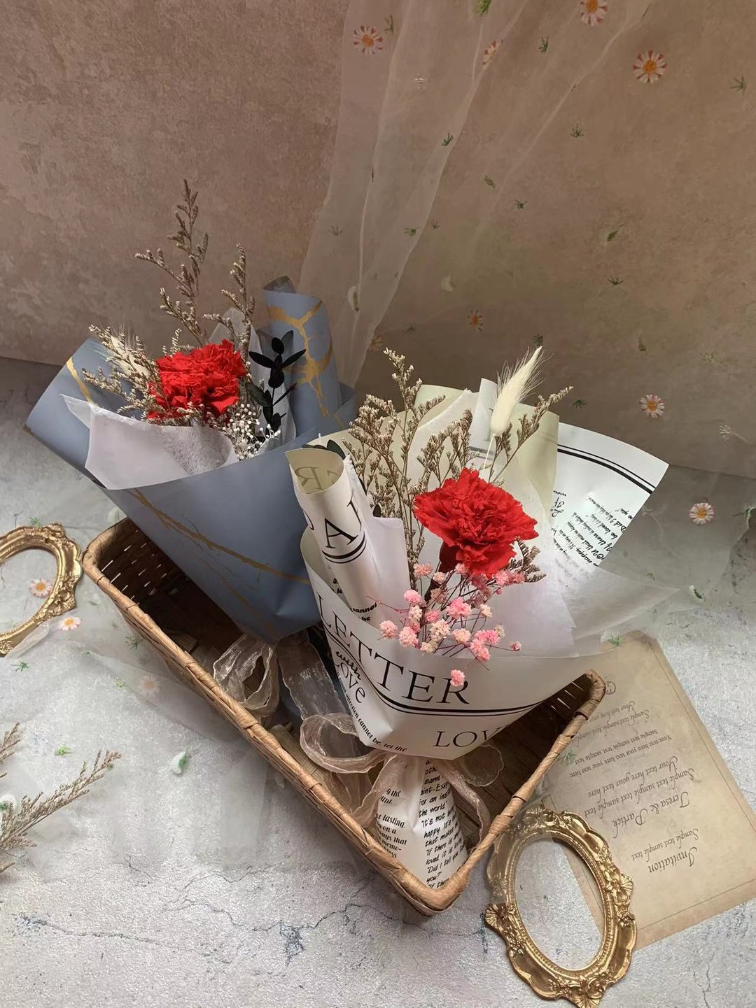 永生康乃馨花束  白色花束  蓝色花束  母亲节花束 - 干燥花/捧花 - 植物．花 