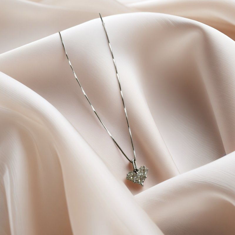 爱心锁骨链 - 项链 - 贵金属 