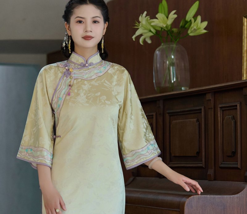 【月夜流光】 新中式復古/古法倒大袖旗袍 - 旗袍 - 其他材质 黄色