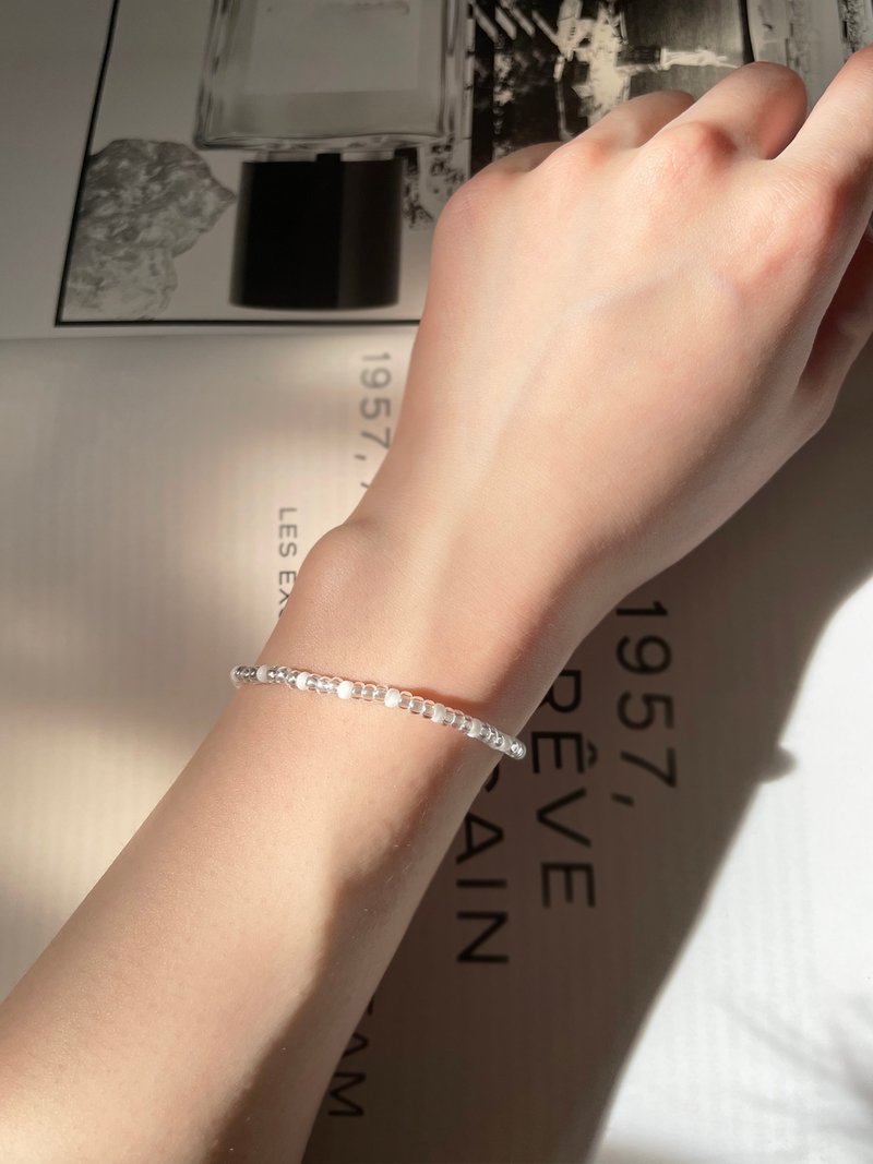 Found.Myth 奥萝儿手链 雪白波璃珠 透明玻璃珠 手工制作 可水洗 - 手链/手环 - 其他材质 白色