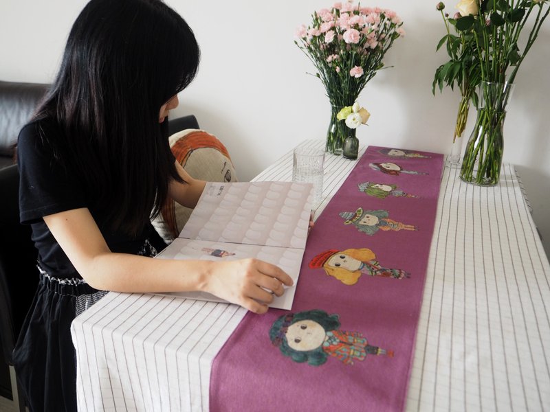 跳跃在餐桌 大胆撞色 一次拥有多个包子小姐紫色桌旗 棉麻可水洗 - 餐垫/桌巾 - 棉．麻 紫色