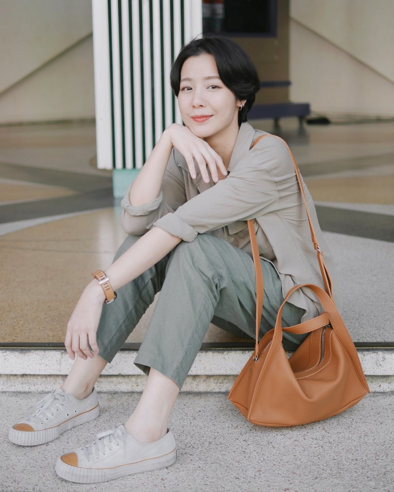 Milly crossbody bag  Shoulder bag   Tan - 侧背包/斜挎包 - 真皮 咖啡色