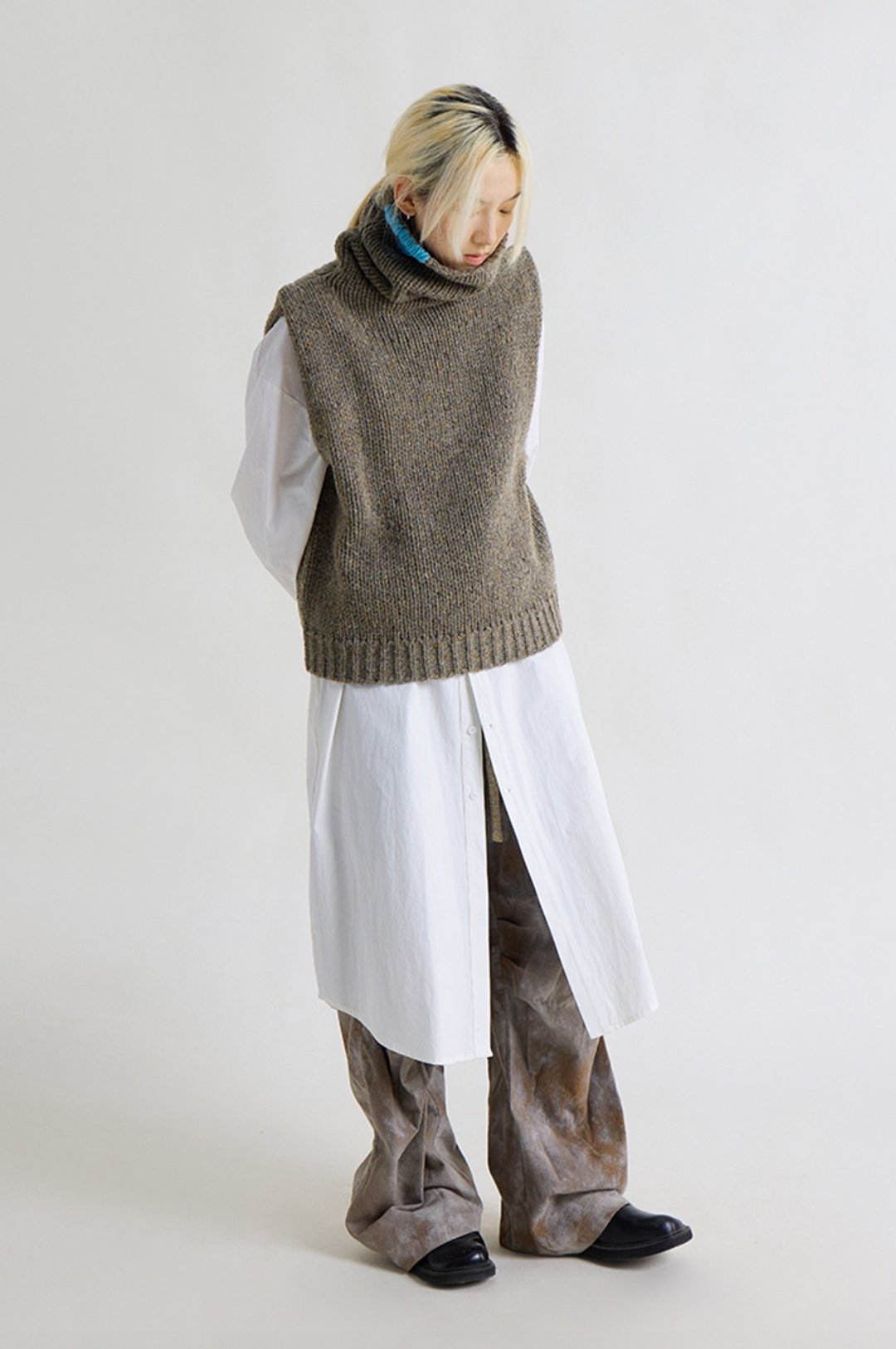 Logo-patch Knitted Vest Top 贴标手工针织背心 - 女装背心 - 其他材质 灰色