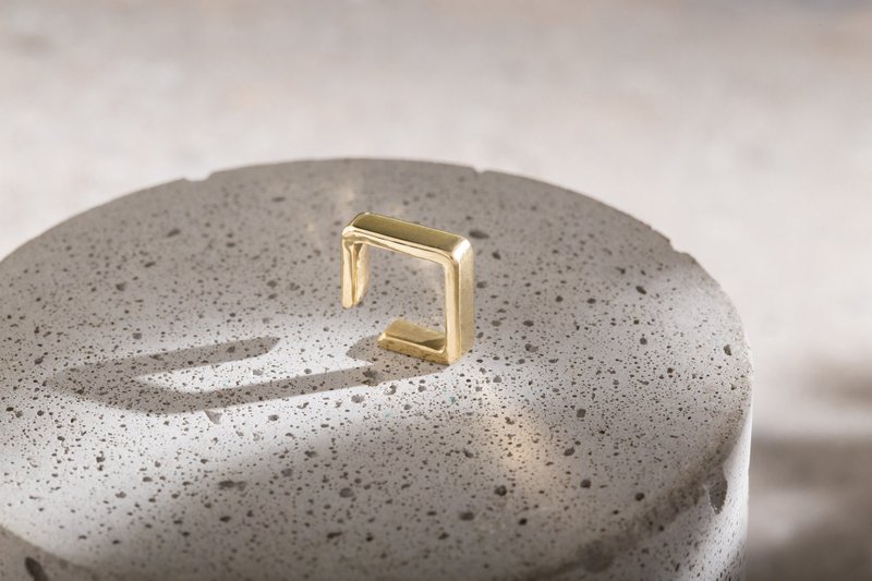 方框耳扣 Frame EarCuff - 耳环/耳夹 - 铜/黄铜 金色