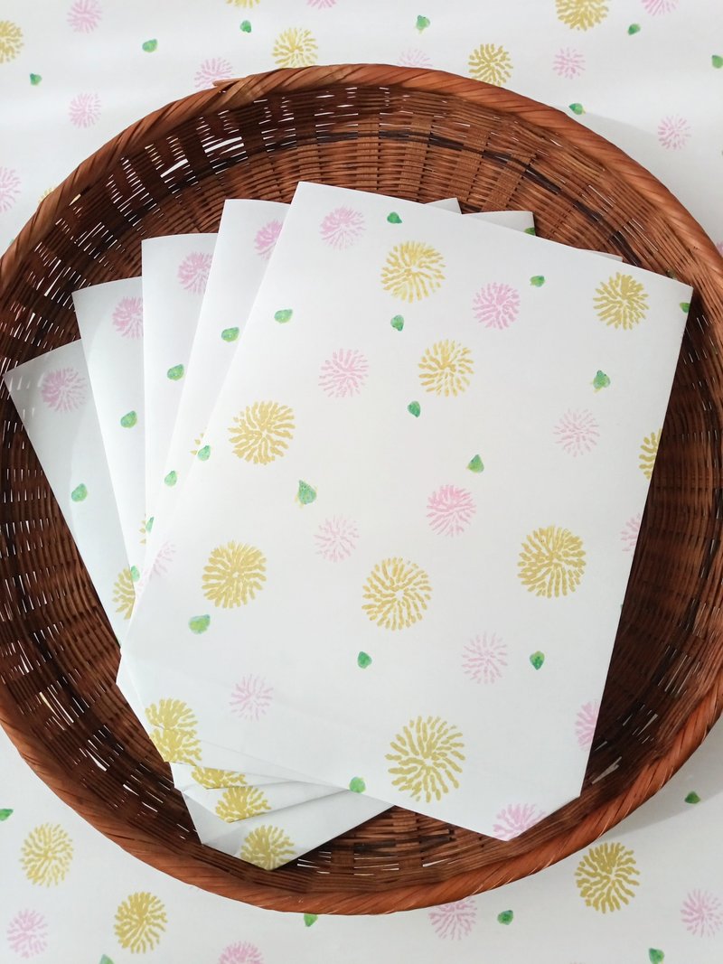 姬蔓荞麦花纹手工折叠侧宽包装袋 5 入组 植物花卉 - 包装材料 - 纸 白色