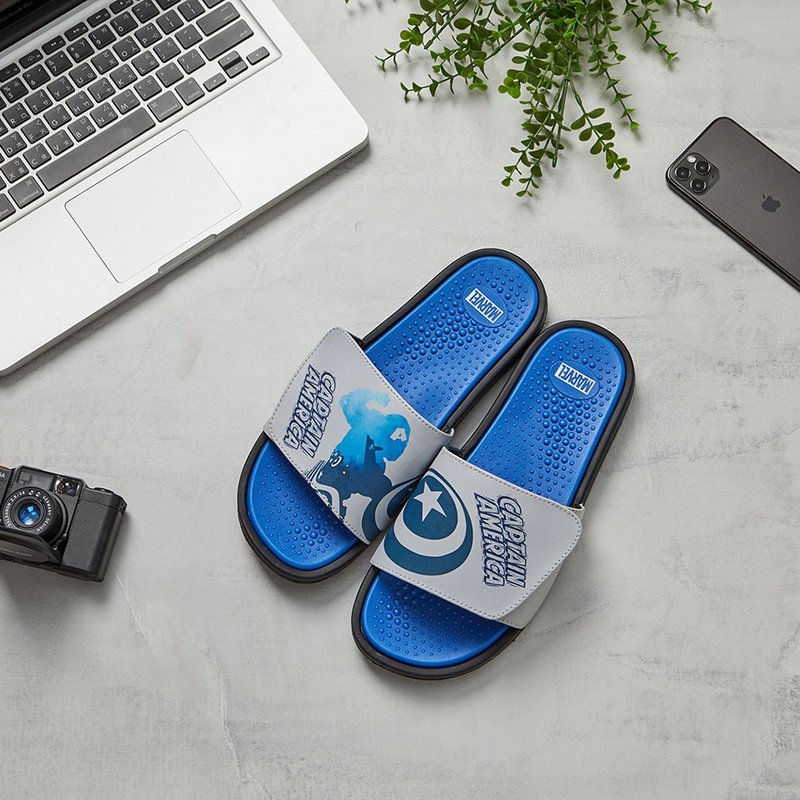 【MARVEL漫威】复仇者联盟 魔鬼毡拖鞋-美国队长灰 - 拖鞋 - 其他人造纤维 灰色