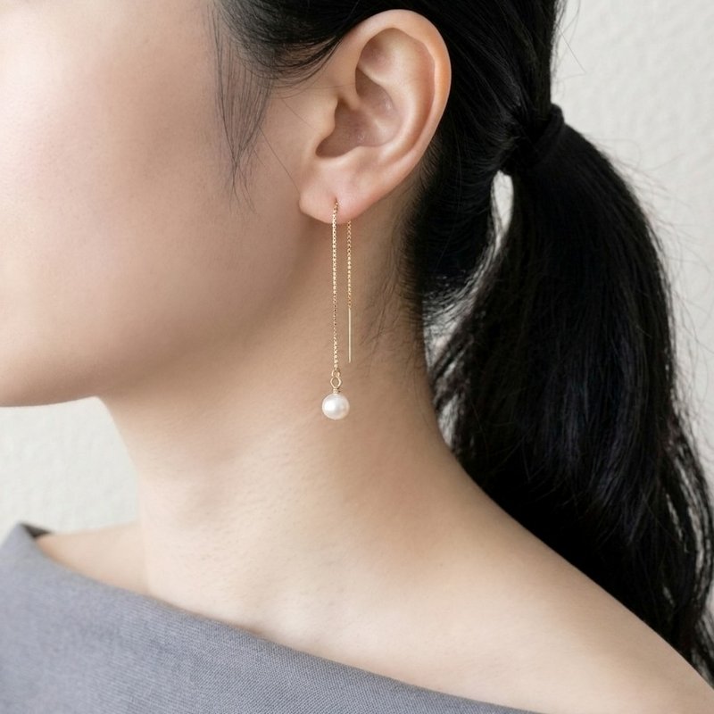 自在摇摆 淡水珍珠 14Kgf 包金 耳线耳链式耳环 - 耳环/耳夹 - 珍珠 白色