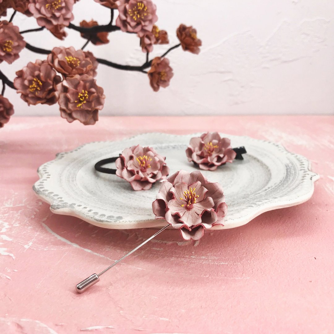 皮革八重樱花饰品手作课程│胸针│发圈│发夹【一人成班】 - 皮件 - 真皮 