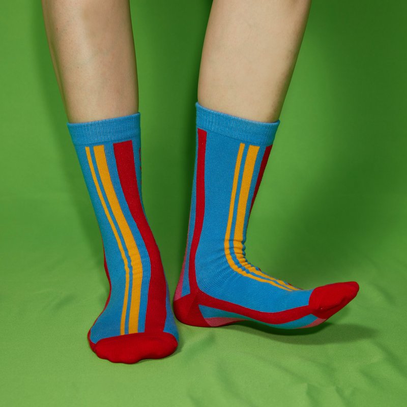 LIFEBEATxSABRINA HSIEH 联名印花棉袜 - 袜子 - 棉．麻 蓝色