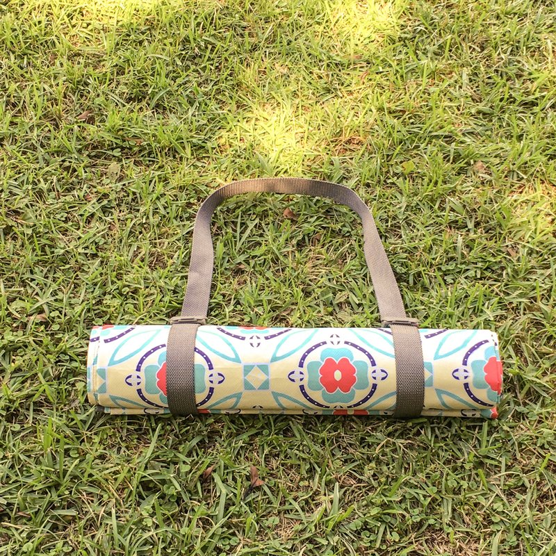 【QUEMOLICA】卷毛力卡 x【Nuhox】怒吼狮联名野餐垫 Let's Picnic！四季-金秋 地毯 游戏垫 - 野餐垫 - 聚酯纤维 蓝色